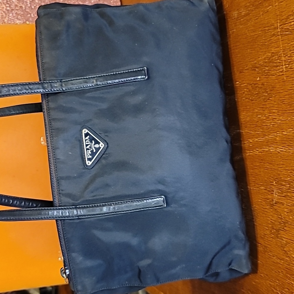 Prada Black Tessuto Trend Classic Logo Nylon Structured Shoulder Tote
